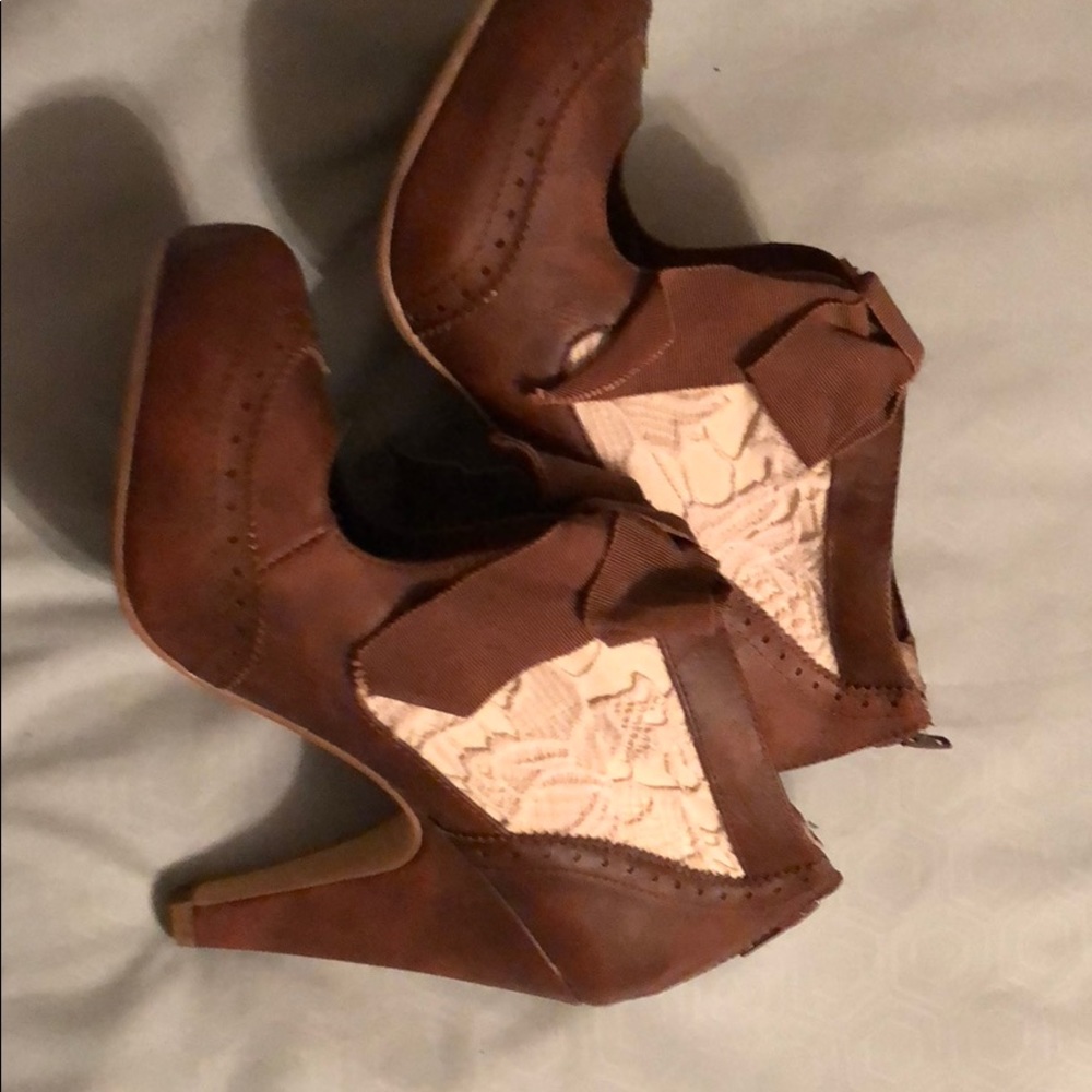 Not rated heels